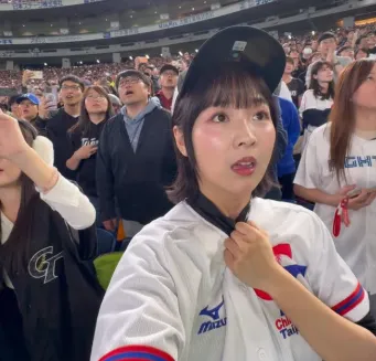 胡瓜與籃籃過去關係情同父女。(圖/籃籃臉書)