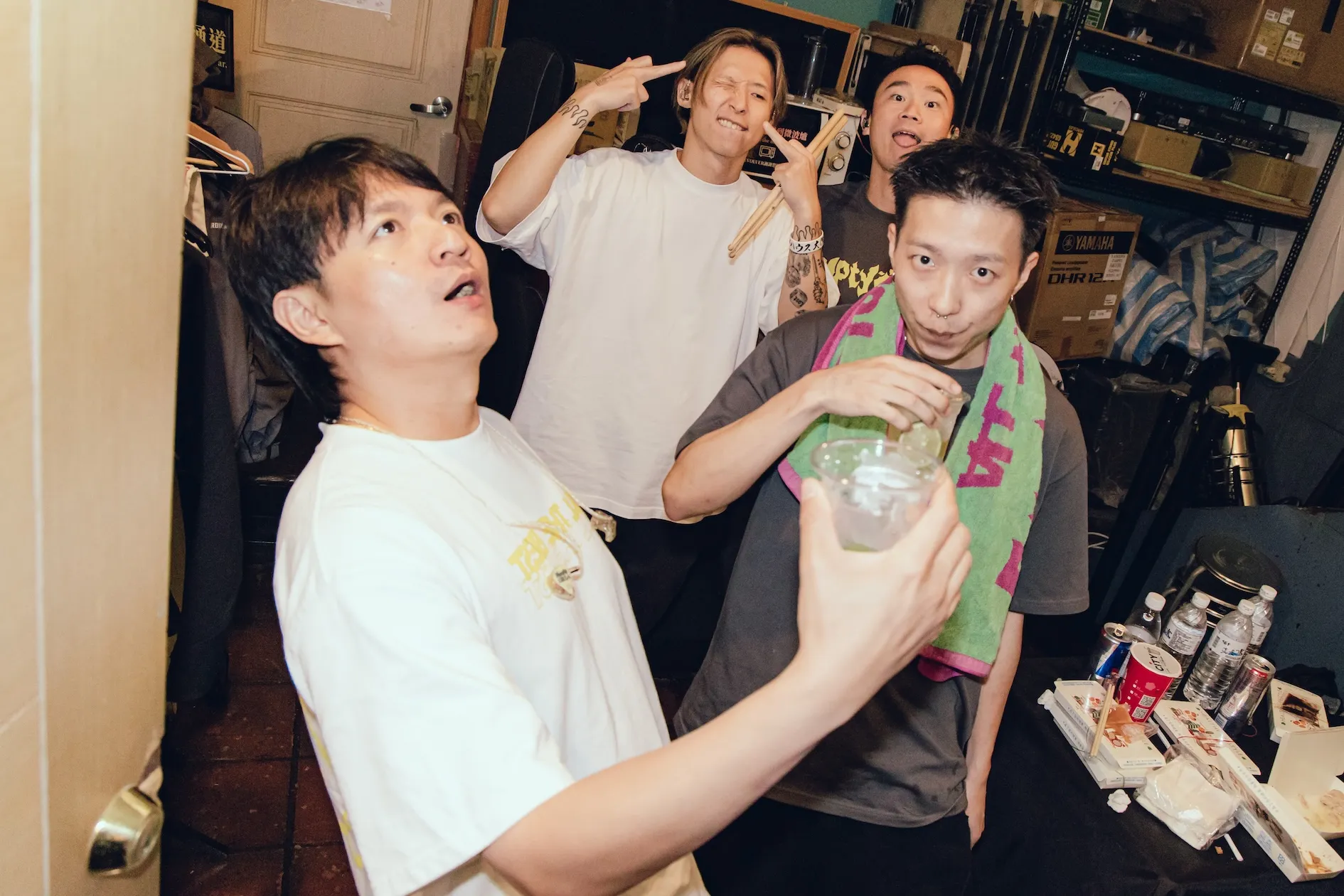 EmptyORio全員牧（前）以及ORio（左起）、柯光、雷誰。（圖／火氣音樂提供）