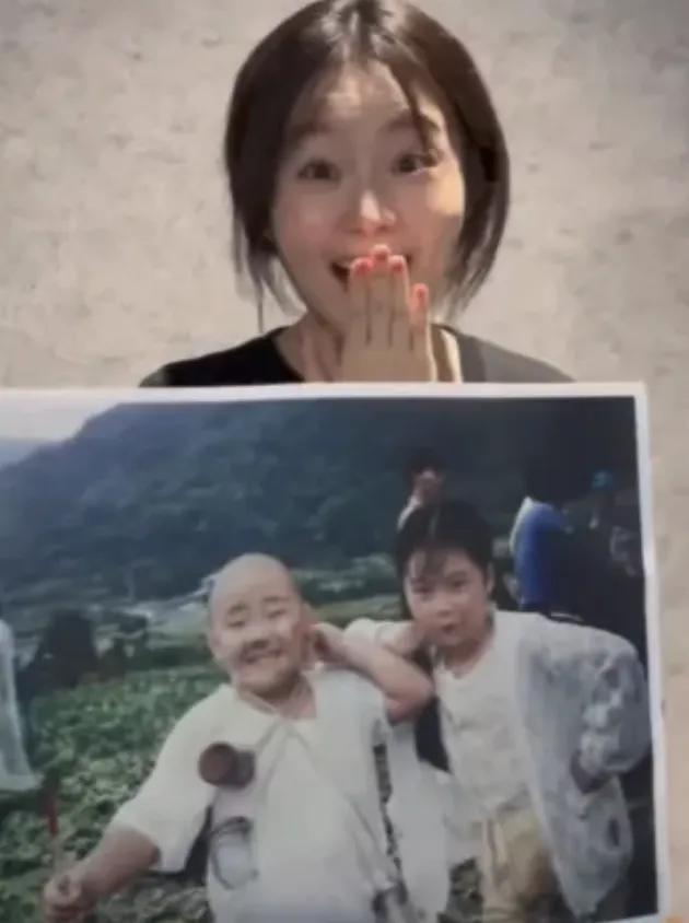 楊小黎郝劭文重現《狗蛋大兵》。（圖／翻攝Instagram）