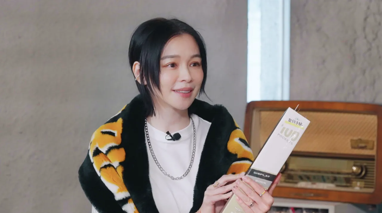 Vivian徐若瑄登上《坐吧！聊聊》。（圖／三立提供）