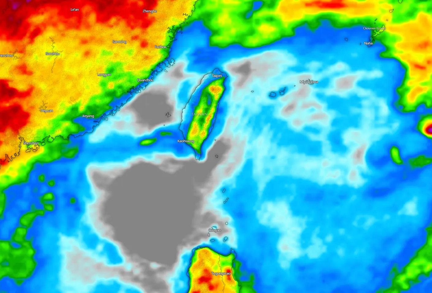 南部、東部及山區留意午後雷陣雨。(圖/翻攝自台灣颱風論壇|天氣特急臉書)