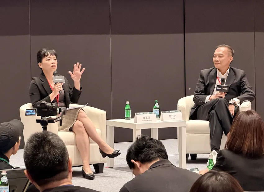 知名半導體分析師陸行之（左）和 DIGITIMES 半導體首席記者陳玉娟（右）大談 AI 產業趨勢。