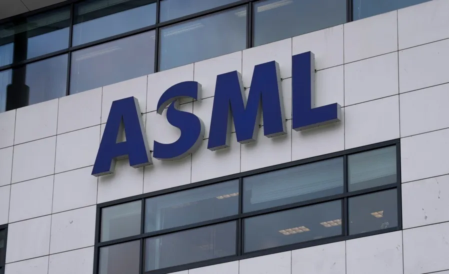 全球半導體設備龍頭艾司摩爾（ASML）執行長Christophe Fouquet表示，目前全球晶片市場仍處於供不應求狀態（圖／提供）