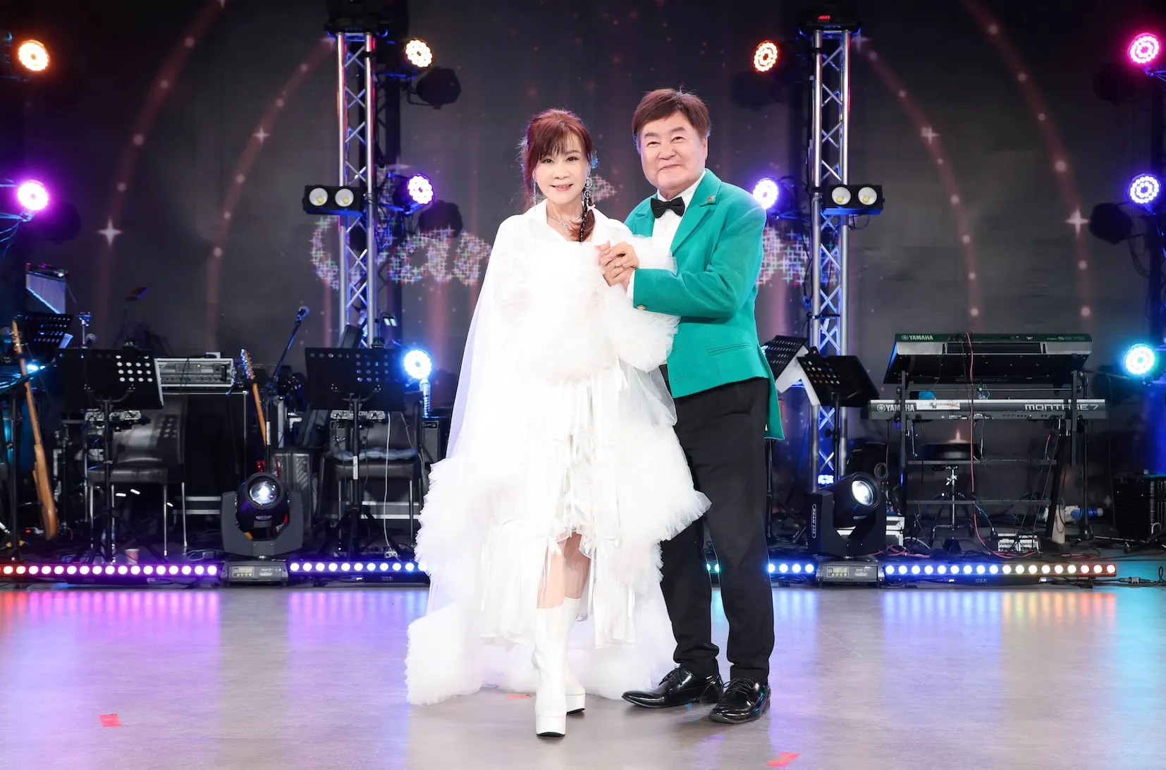 龍千玉方駿睽違20年劍湖山耐斯歌廳秀相見歡演出。（圖／劍湖山世界提供）