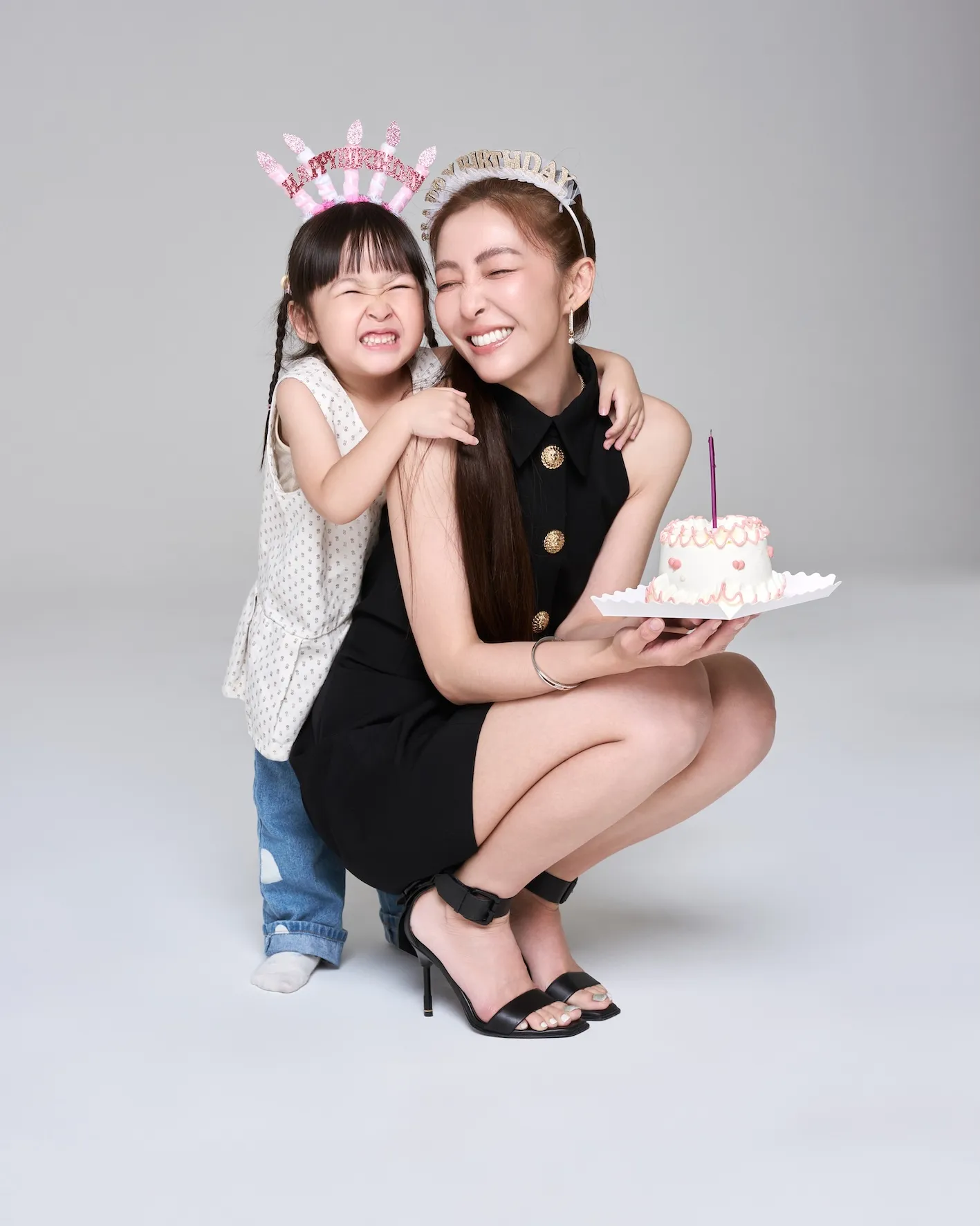 林雨葶（右）和女兒感情非常好。（圖／一束光影藝提供）