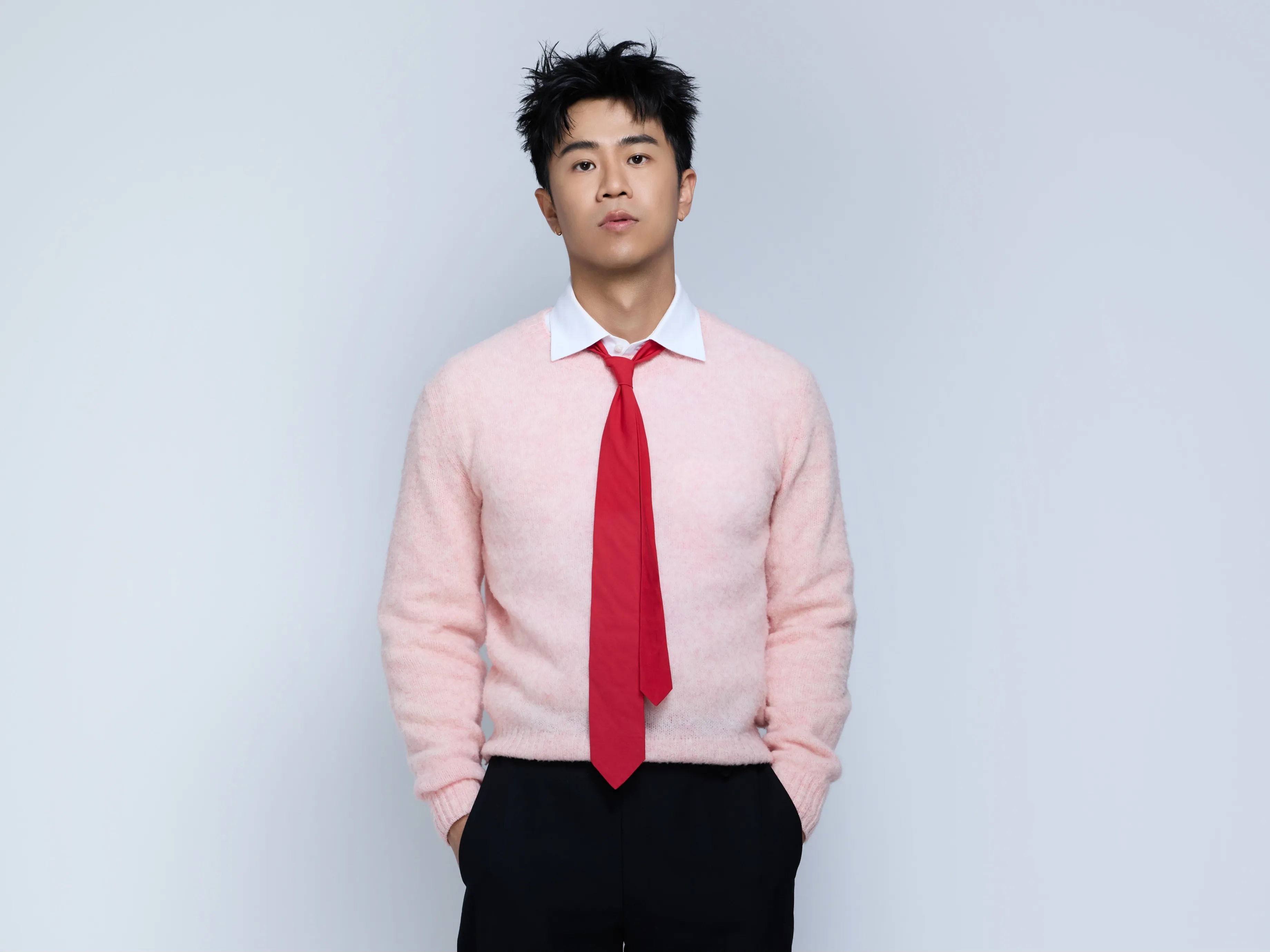 金泰佑改名後重新出發，將推出EP《傷心男孩俱樂部》。（圖／華納音樂提供）