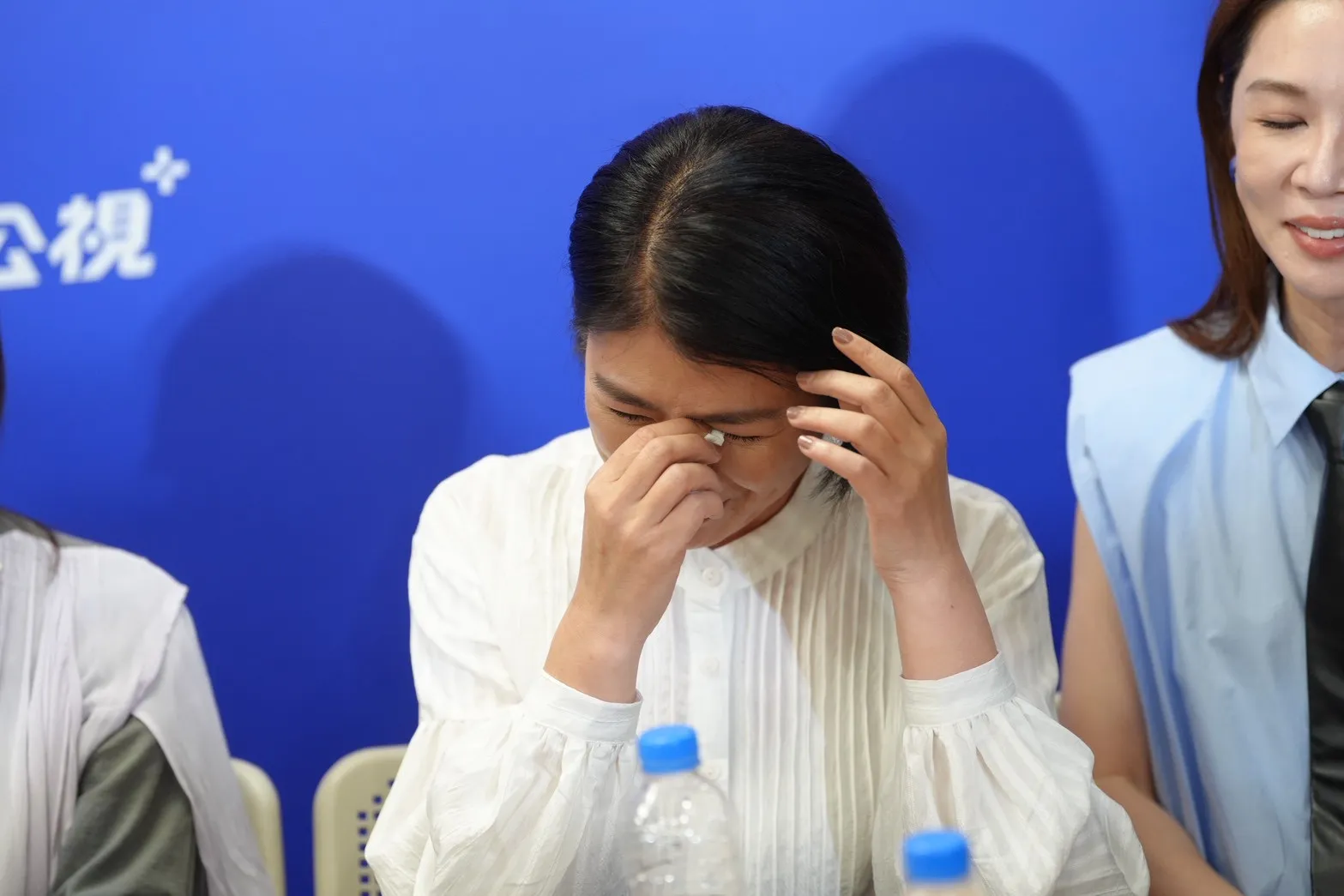 嚴藝文講到朱軒洋忍不住哽咽。(圖/記者陳明中攝)