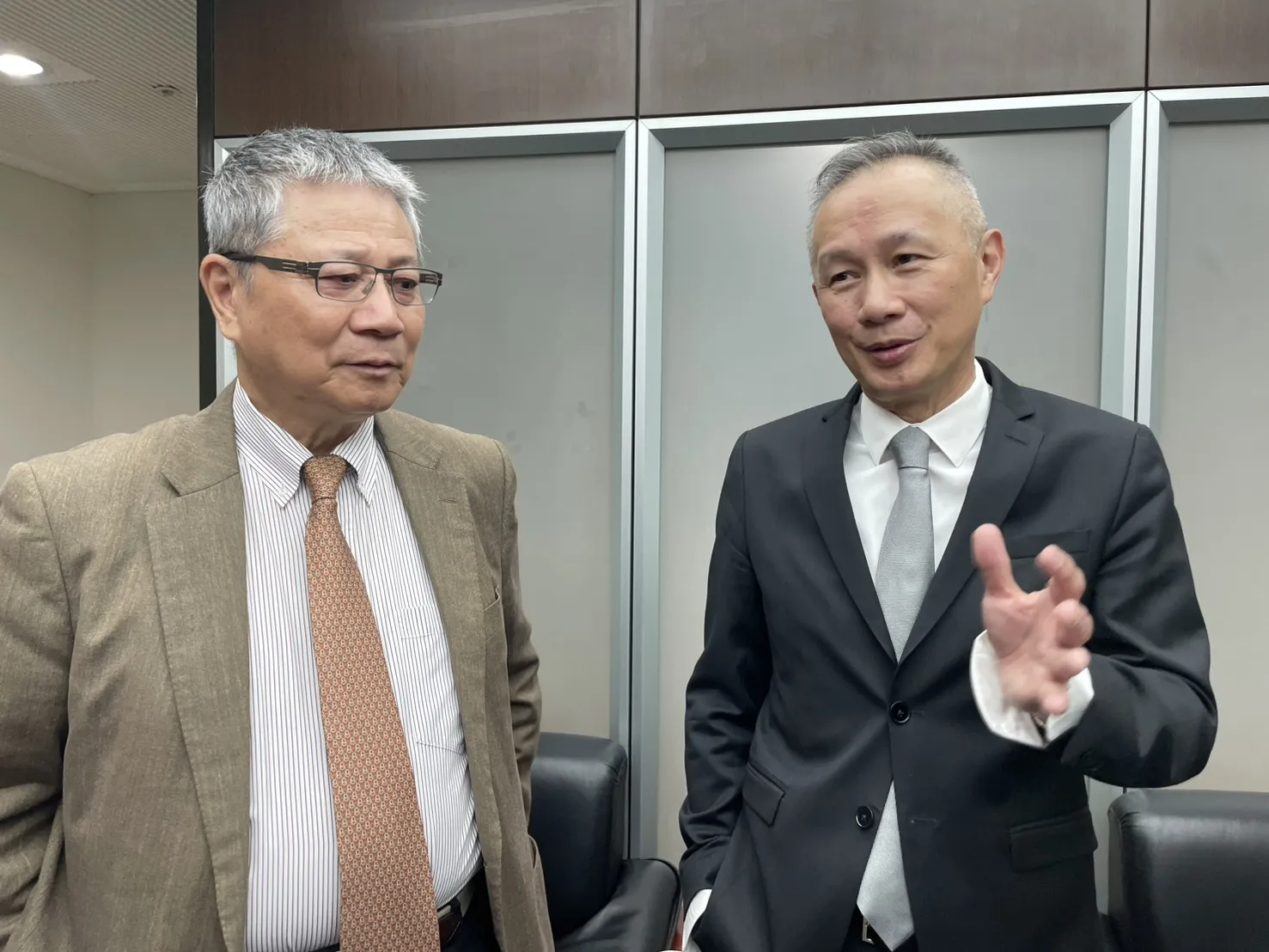 緯創董事長林憲銘與執行長林建勳,(圖/蔣欣倫攝)