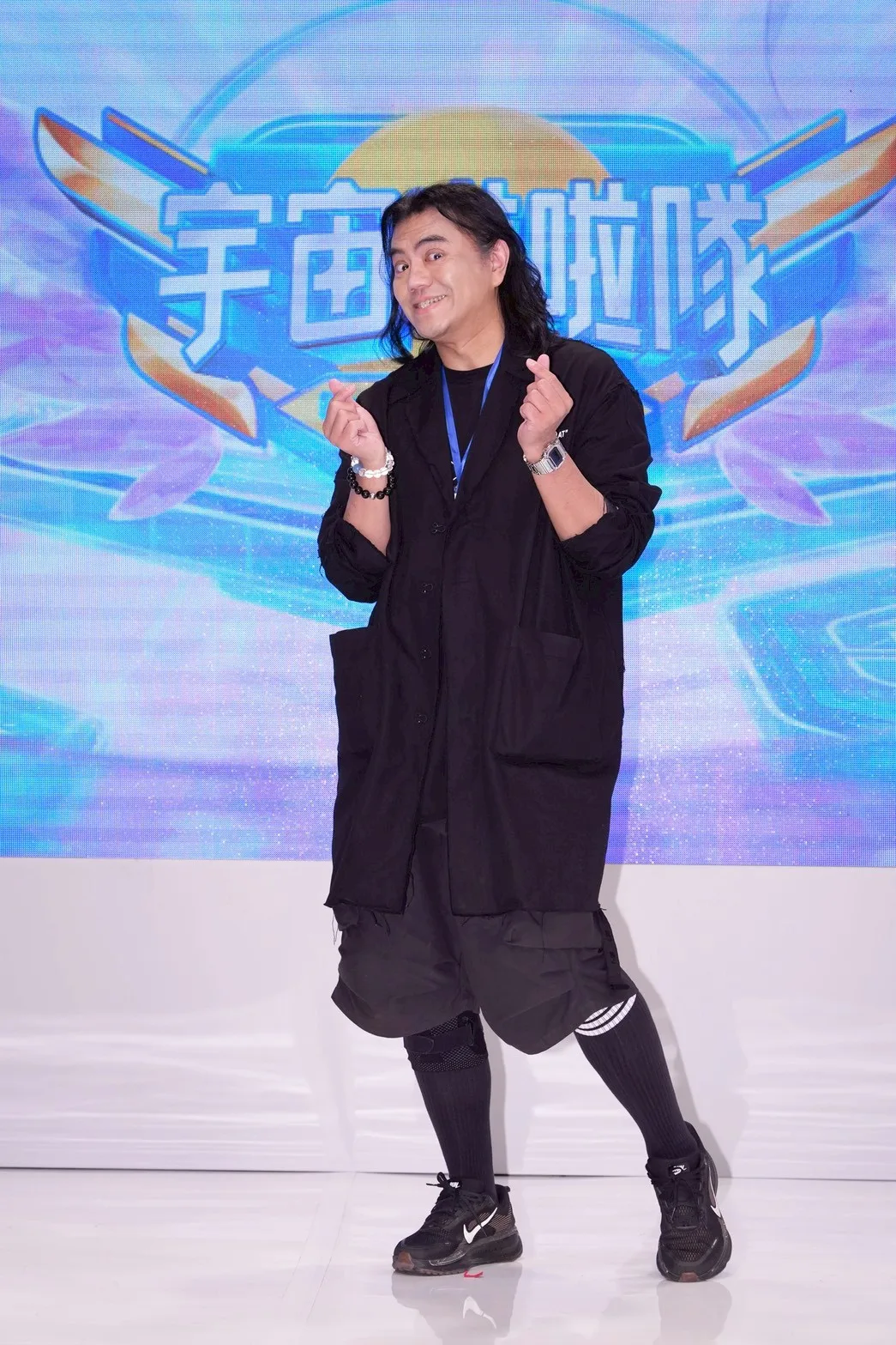 B2裝可愛。（圖／記者許方正攝）