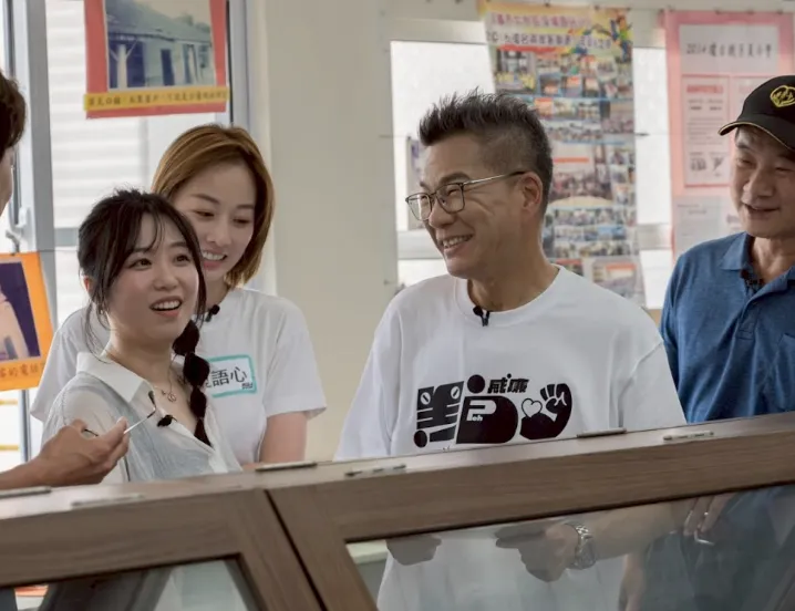 鄭茵聲不愛洗澡 一週不洗也香香的。（圖／公視提供）