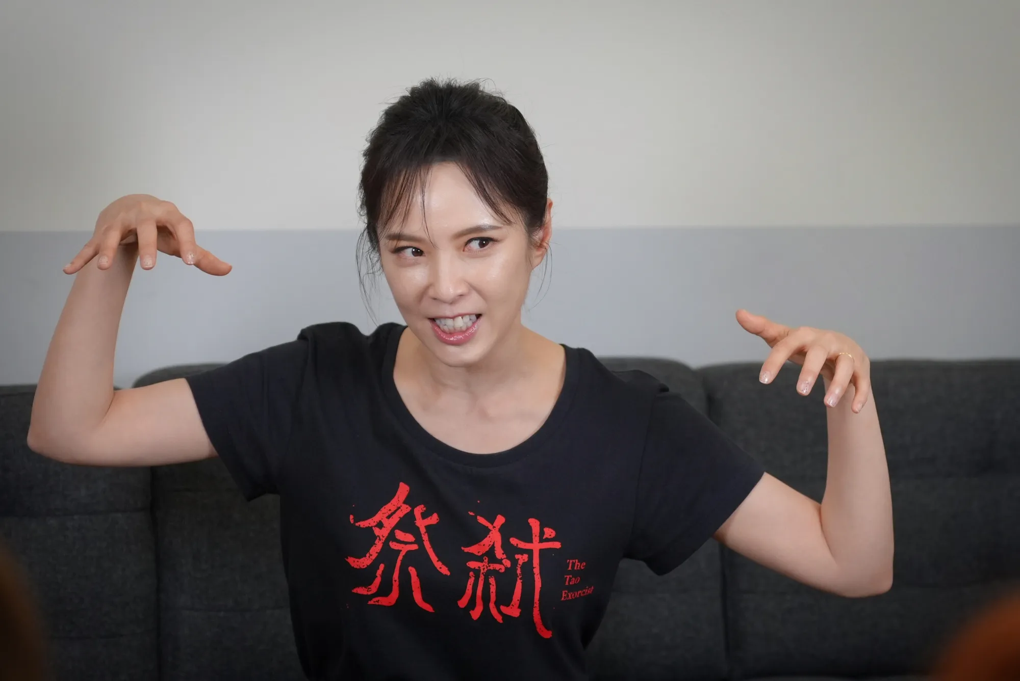 天心在《祭弒》挑戰被惡鬼附身演技，老公看到鬼妝嚇壞。（圖／記者陳明中攝）