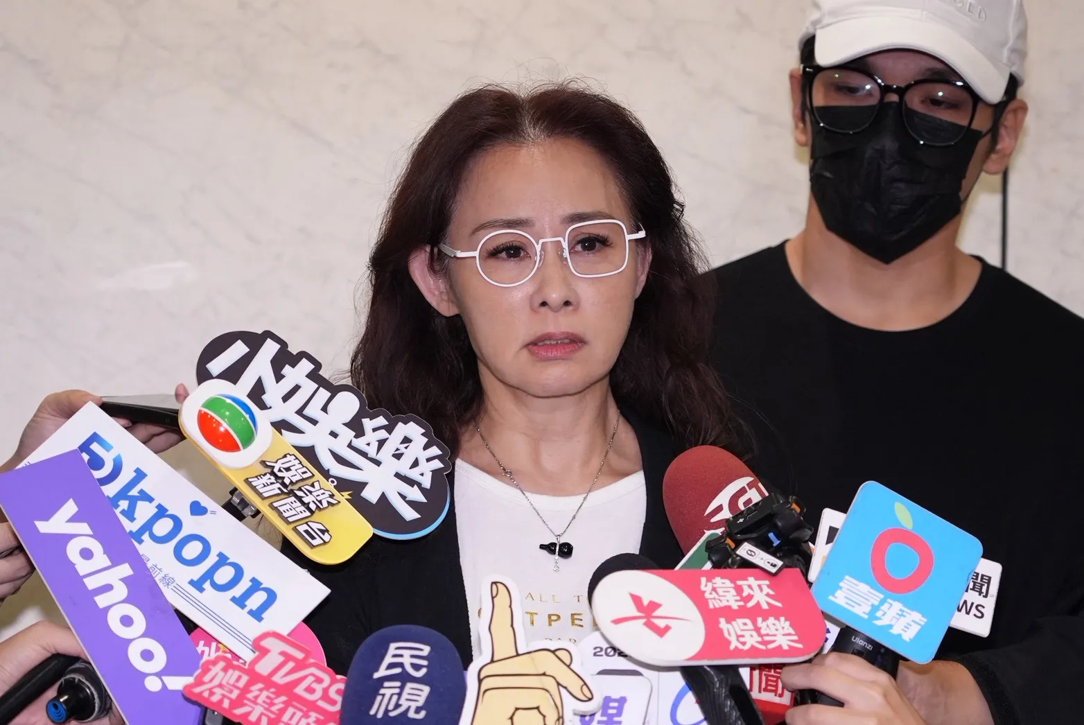 兵家綺不捨傅子純就這樣離開。(圖/記者許方正攝)