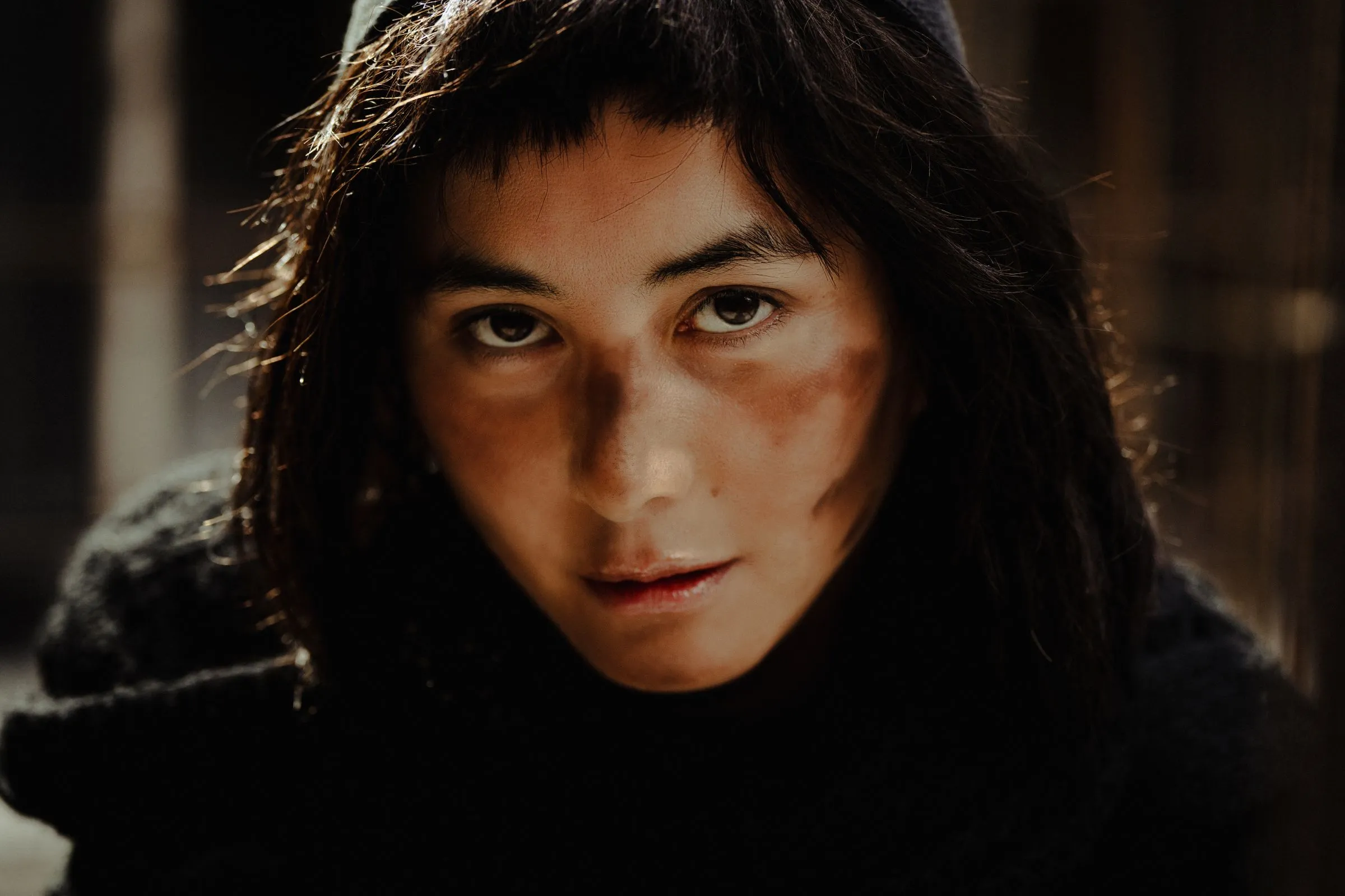 何超儀在《拾荒法師》飾演一名拾荒者。(圖/852Films提供)