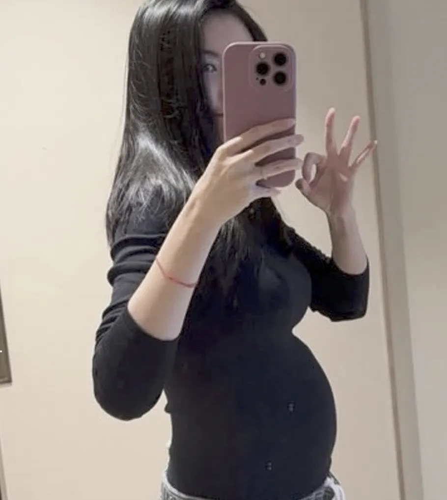 43歲愷樂懷上雙胞胎。(圖/翻攝Instagram)