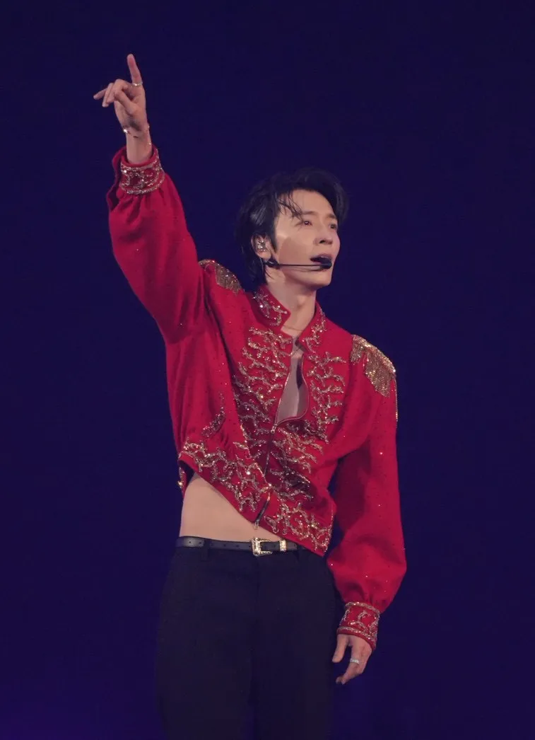 SUPER JUNIOR 深情獻唱中文歌〈約定〉。(圖/記者陳明中攝)