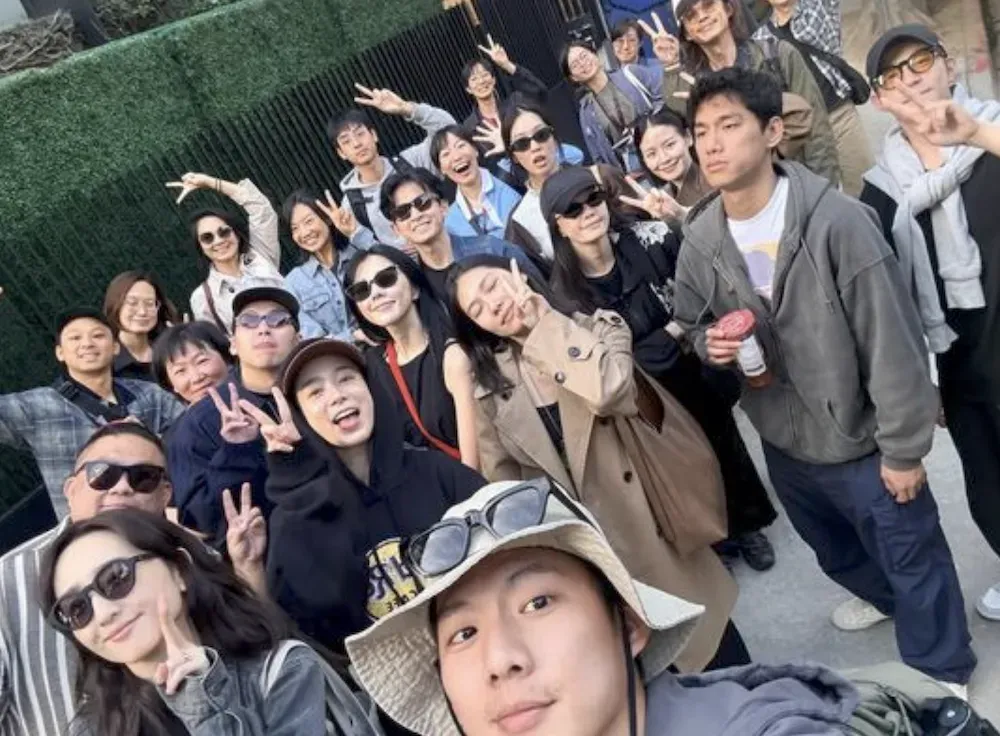 王柏傑柯佳嬿分手16年同框。(圖/翻攝Instagram)