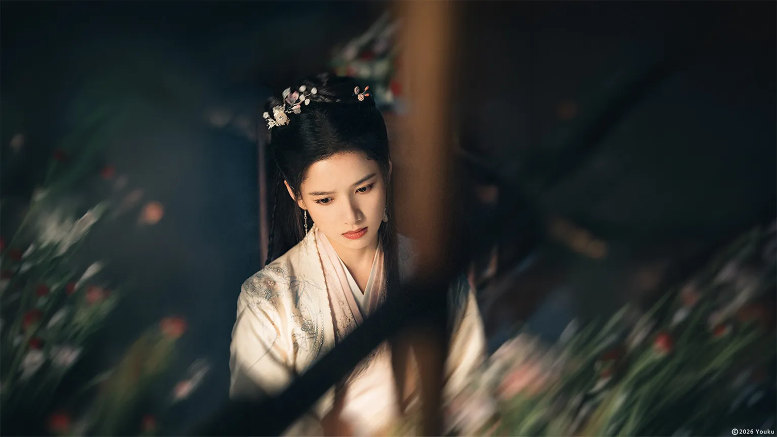 張婧儀《藏海傳》飾演枕樓樓主「香暗荼」。(圖/中天提供)