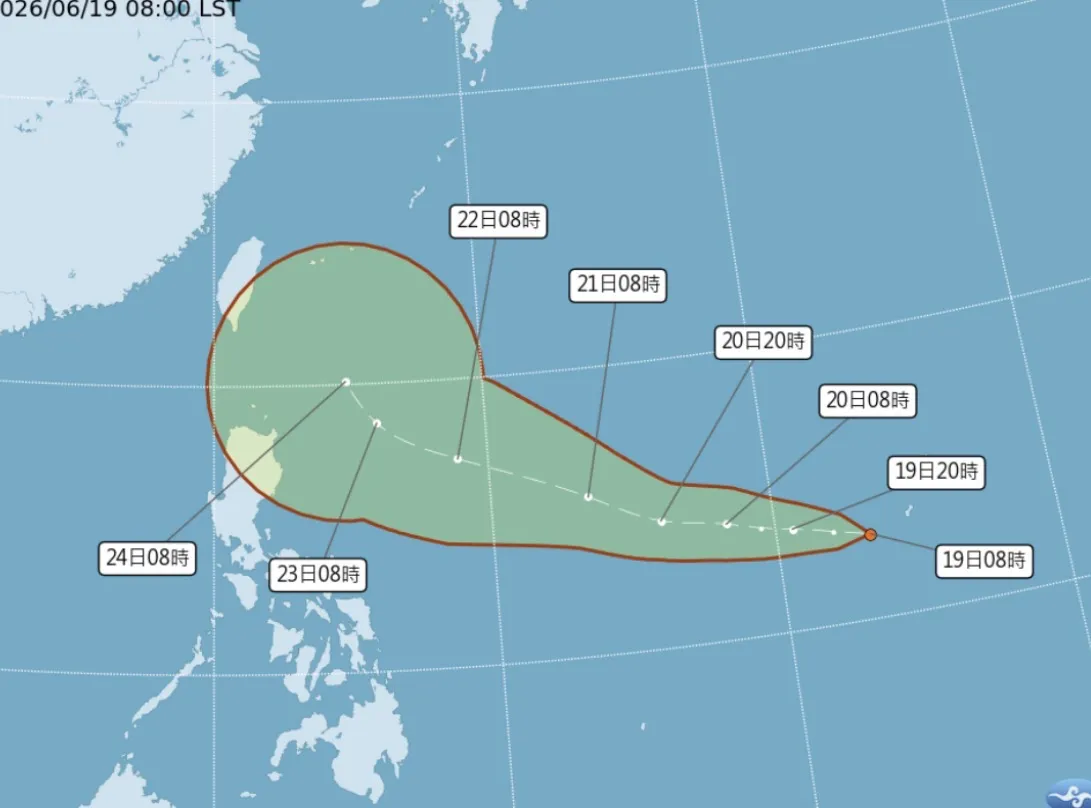 米克拉最快明生成輕颱。(圖/氣象署官網)