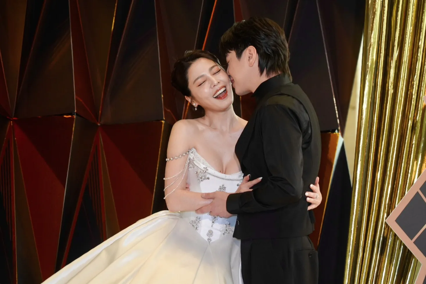 白家綺、吳東諺結婚8年，甜蜜補辦婚宴。（圖／記者陳明中攝）
