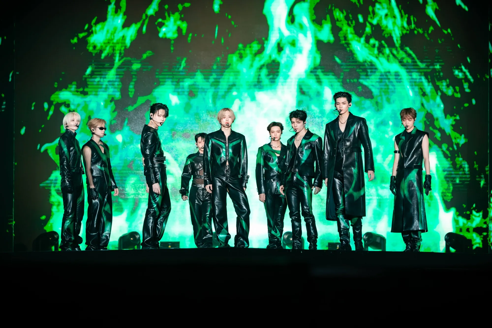 &TEAM登上林口體育館帥氣演出。（圖／KKLIVE提供）