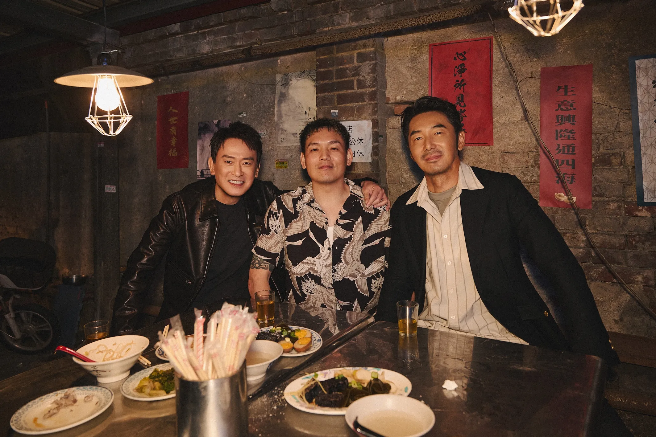 春風邀來金曲歌王王識賢2大天王飆唱正港男子漢台語歌〈有你有我〉。（圖／混血兒娛樂提供）