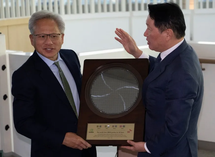 SK 海力士計劃在未來五年內將晶圓產能擴大一倍，強勁晶片需求，已成功推升 SK 海力士市值突破1兆美元大關（圖／達志影像）
