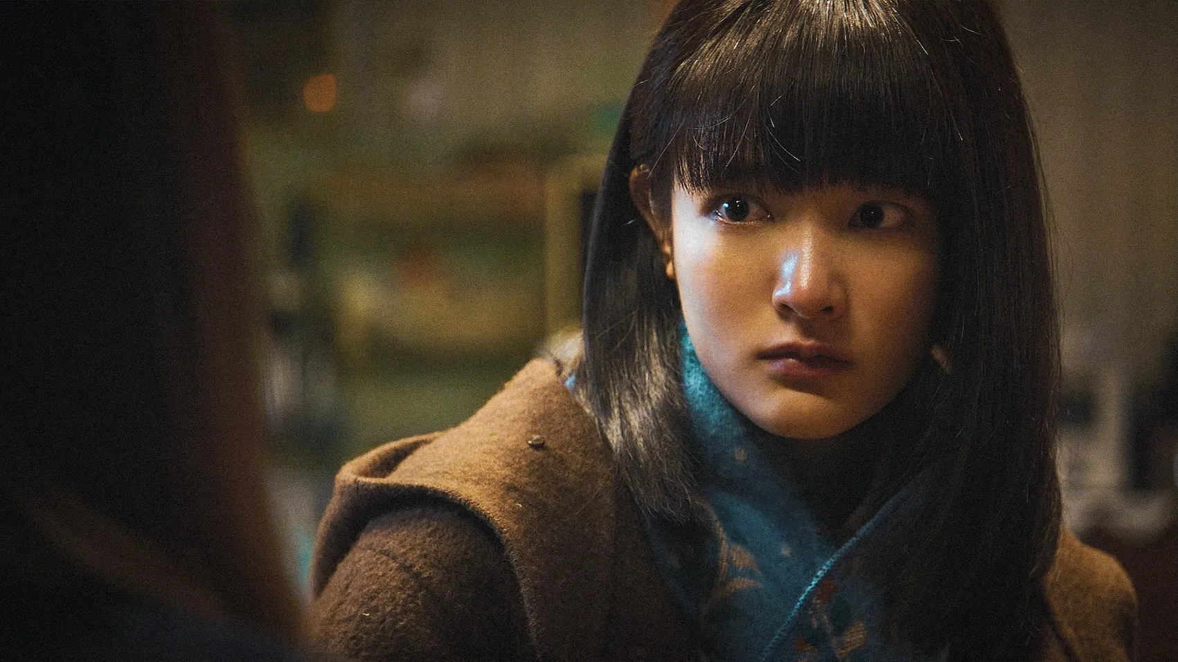 王淨此次則一人挑戰多重角色與不同人格狀態，飾演「趙小莉」和其女兒「陳默」。（圖／Netflix提供）