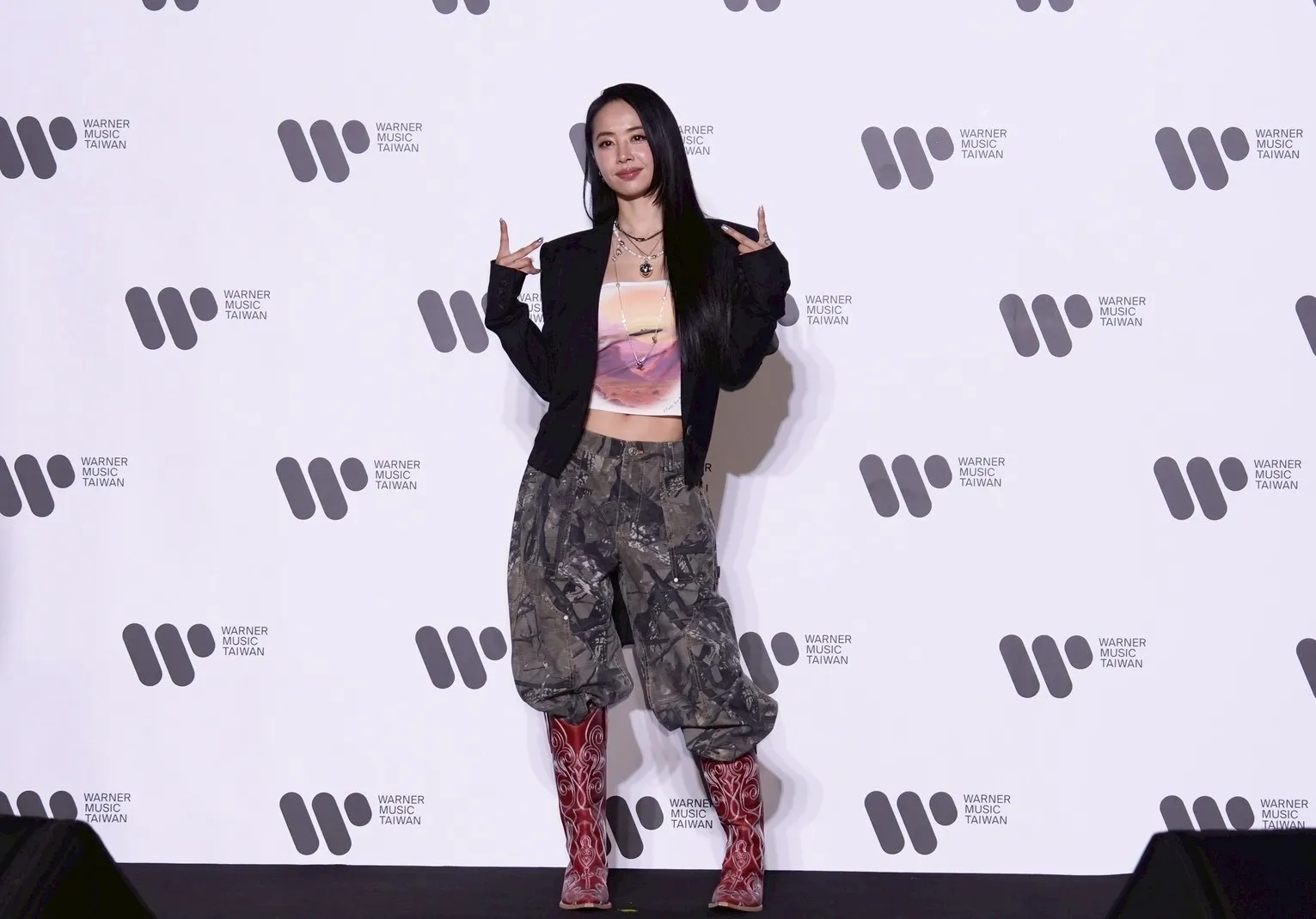 蔡依林出席第37屆金曲獎慶功宴，現場分享抱回三項大獎的喜悅與專輯創作心路歷程。（圖／娛樂中心）