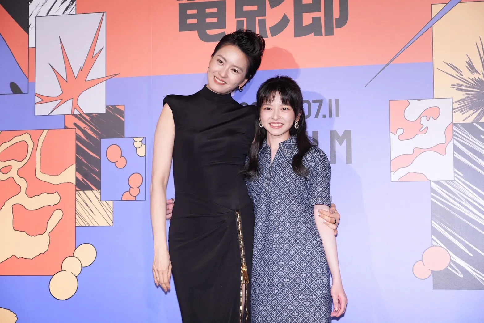 梁詠琪、陳姸霏合作《聰明鎮》。（圖／記者許方正攝）