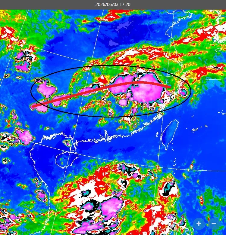 梅雨鋒面有靠近台灣的趨勢。（圖／翻攝自鄭明典臉書）