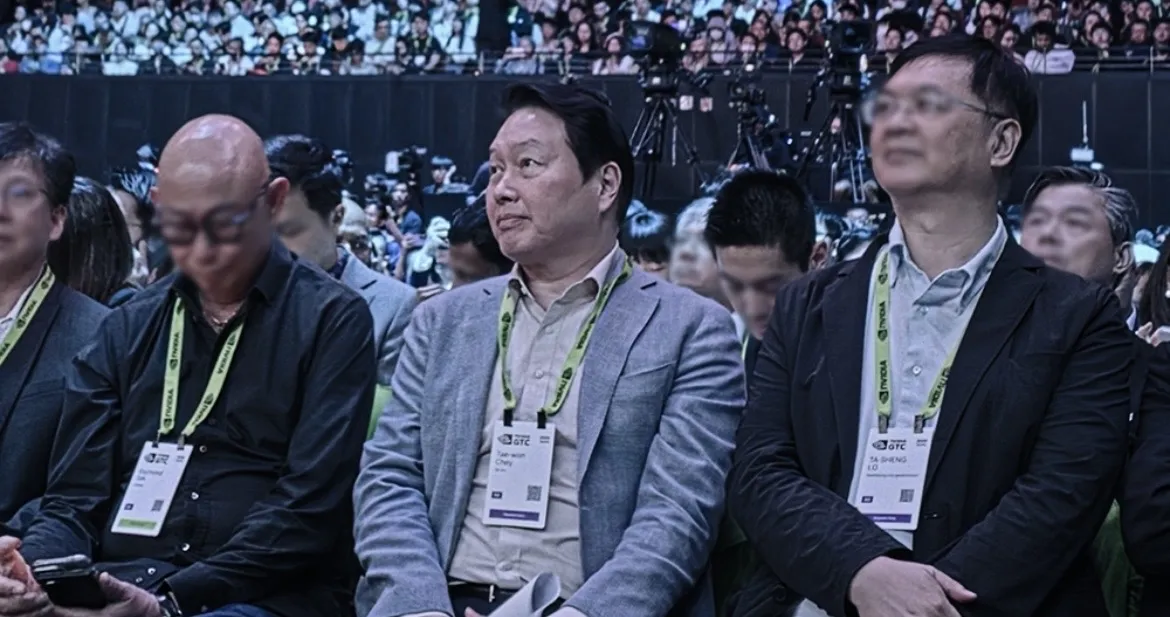 韓國SK集團會長崔泰源現身COMPUTEX Taipei展場。（圖／SK集團提供）