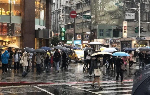 氣象署示警：強雨下到6月下旬。（圖／AI生成示意圖）