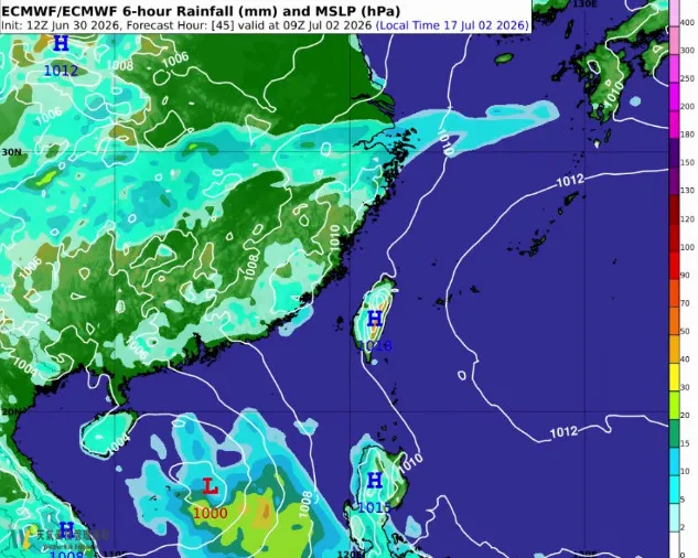 南海及太平洋上有2個熱帶擾動發展。(圖/翻攝自天氣風險 WeatherRisk臉書)