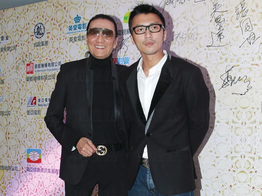 資深藝人謝賢今日傳出離世消息,享年89歲,兒子謝霆鋒已緊急返港處理後事。(圖/翻攝自港媒)