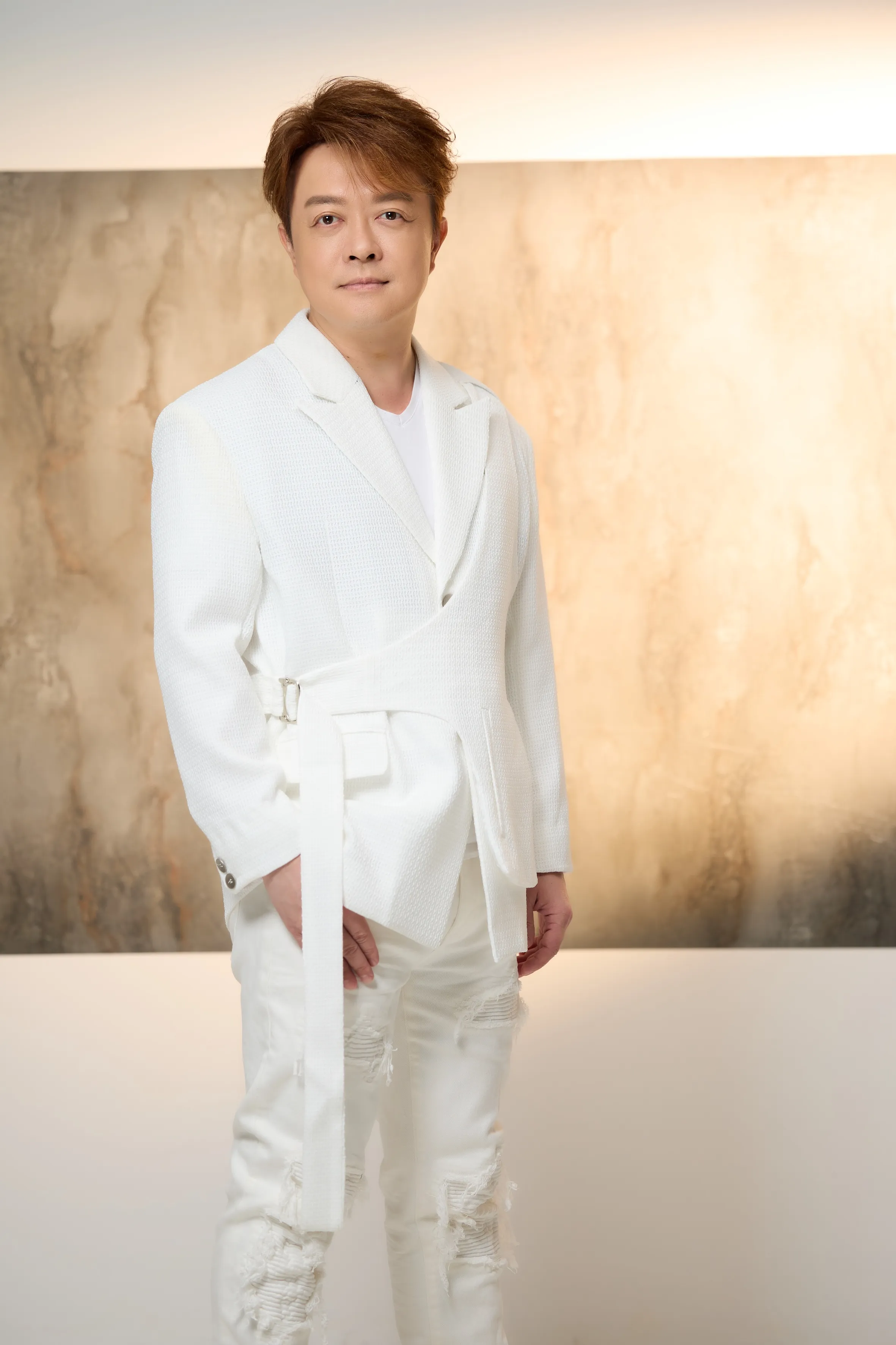 金曲歌王翁立友則是第三次為「鑽石舞台之夜」演唱會獻唱。（圖／萬星傳播提供）