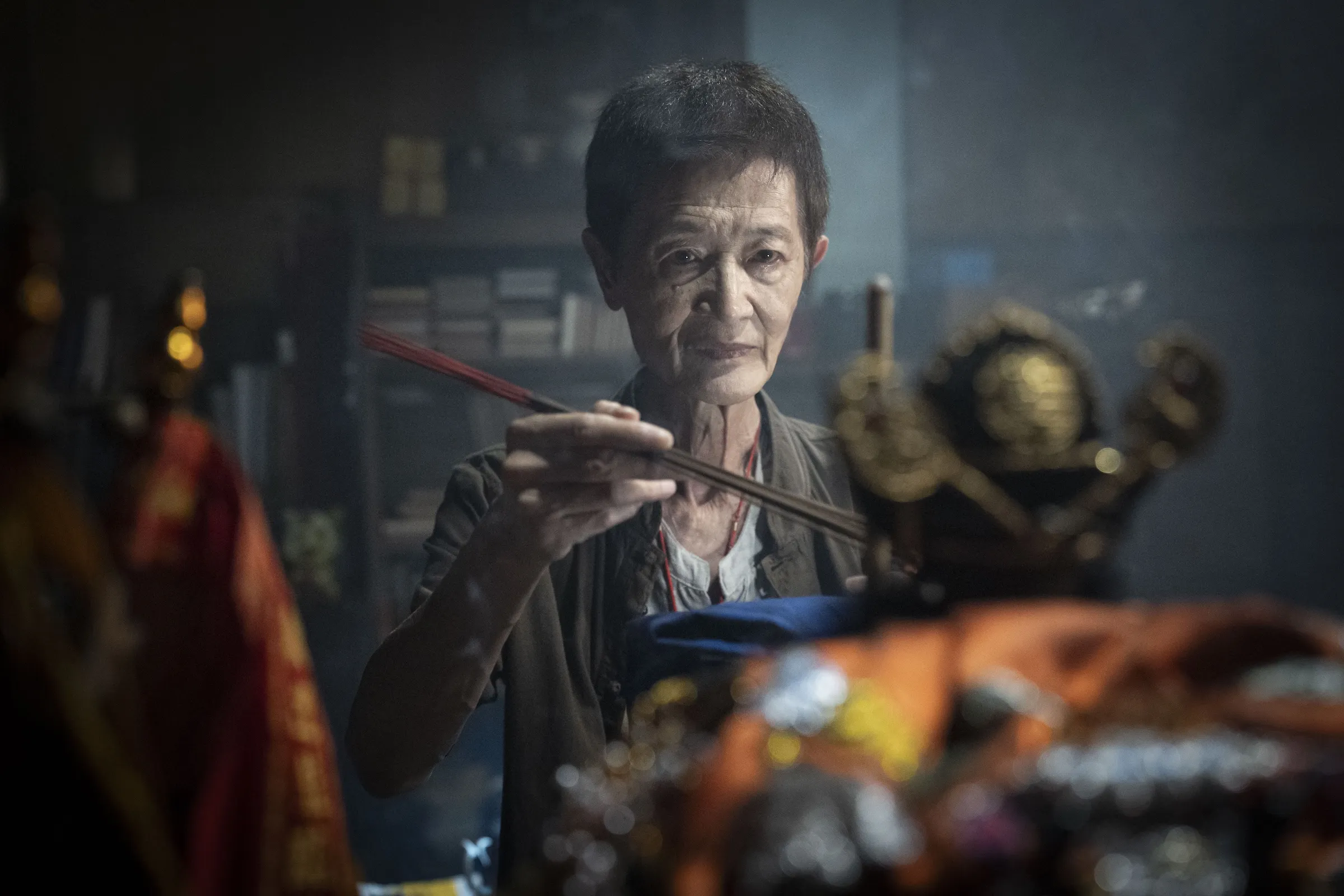 《粽邪4:坤蒂拉娜》由陳博正飾演法師。(圖/華影提供)