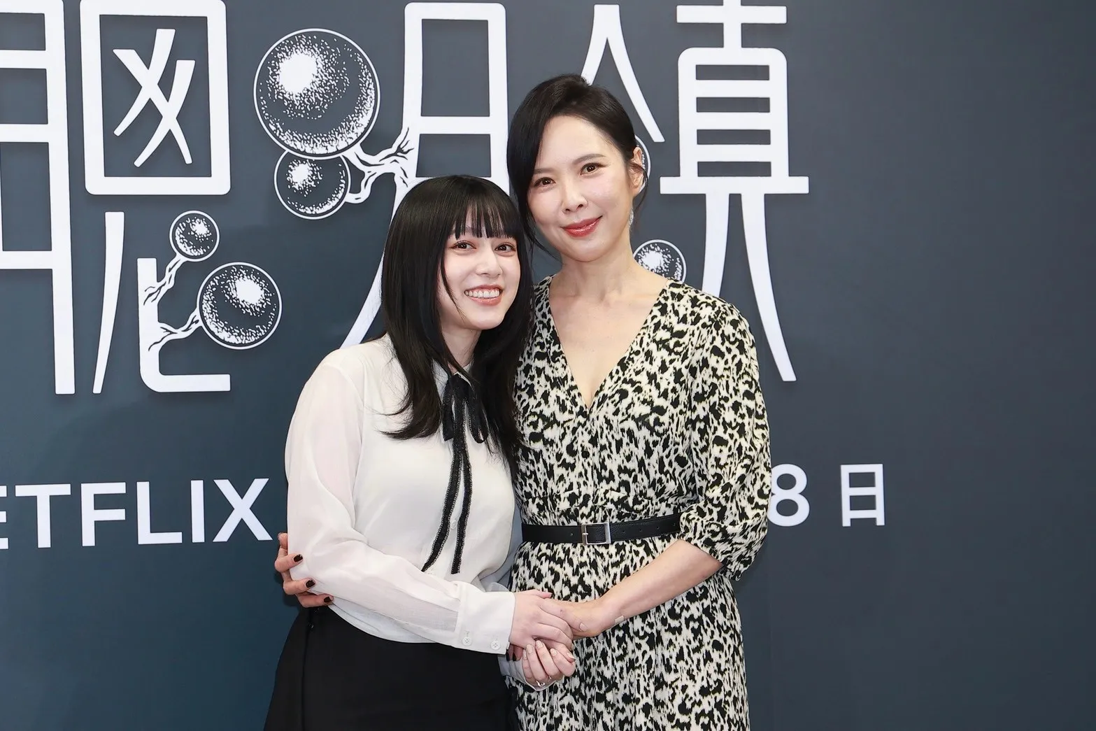 天心（右）很滿意鄭煒齡的表現。（圖／娛樂中心攝）
