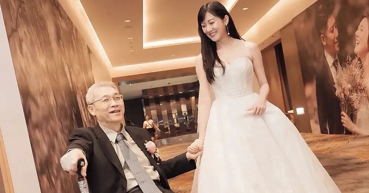 林逸欣和爸爸感情極好。（圖／翻攝Instagram)