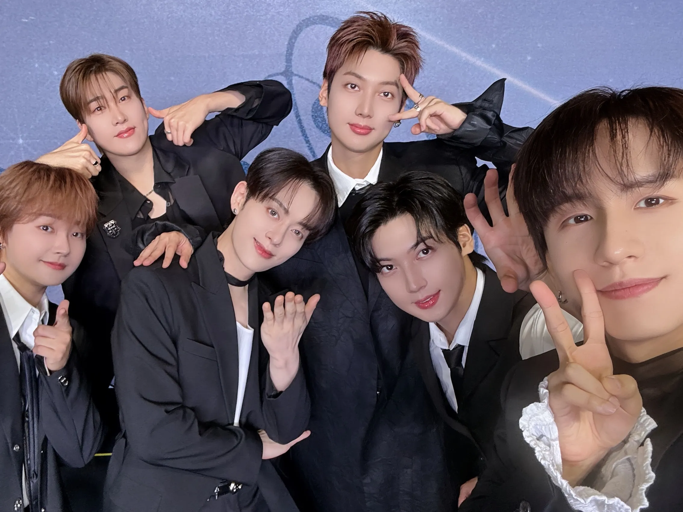 韓國男團BOYFRIEND宣布將於10月3日在台北舉辦15週年演唱會,睽違十年再次訪台,成員們正積極準備演出並期待品嚐在地美食。(圖/網銀國際影視提供)