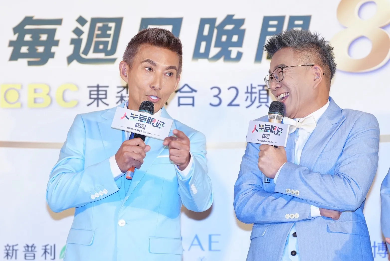 沈玉琳(右)、潘若迪很愛鬥嘴。(圖/記者陳明中攝)