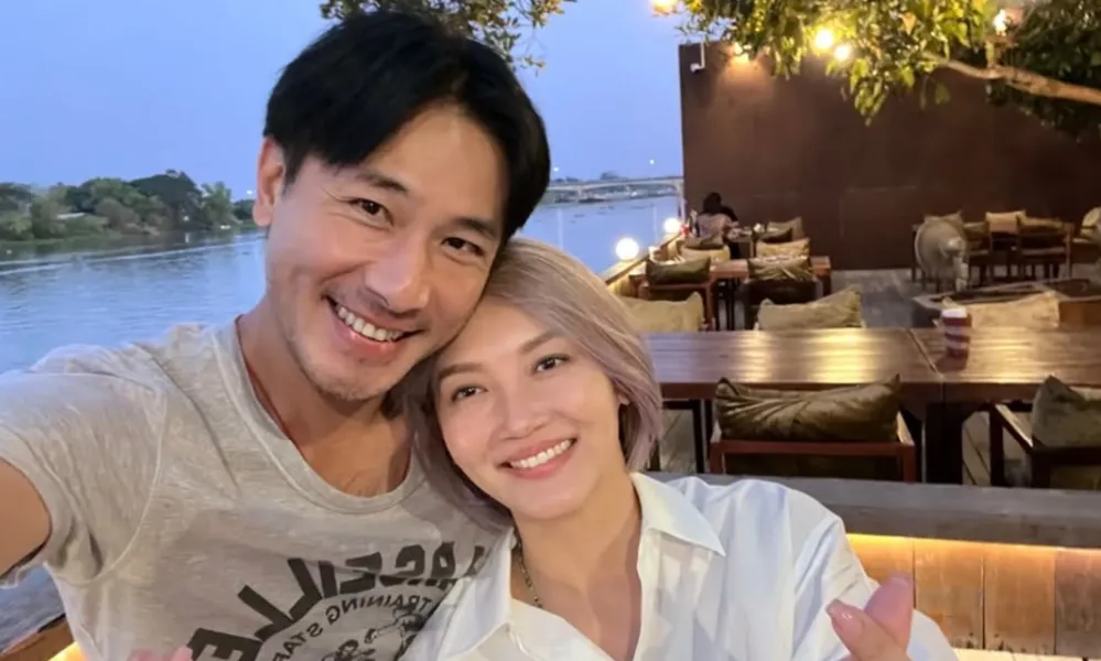 傅子純與太太。(圖/翻攝Facebook)