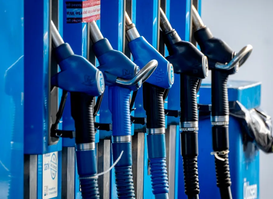 OPEC+ 於 5 日線上會議達成共識,決議自 8 月起每日進一步增產 18.8 萬桶,連續五個月宣布增產(圖/達志影像)