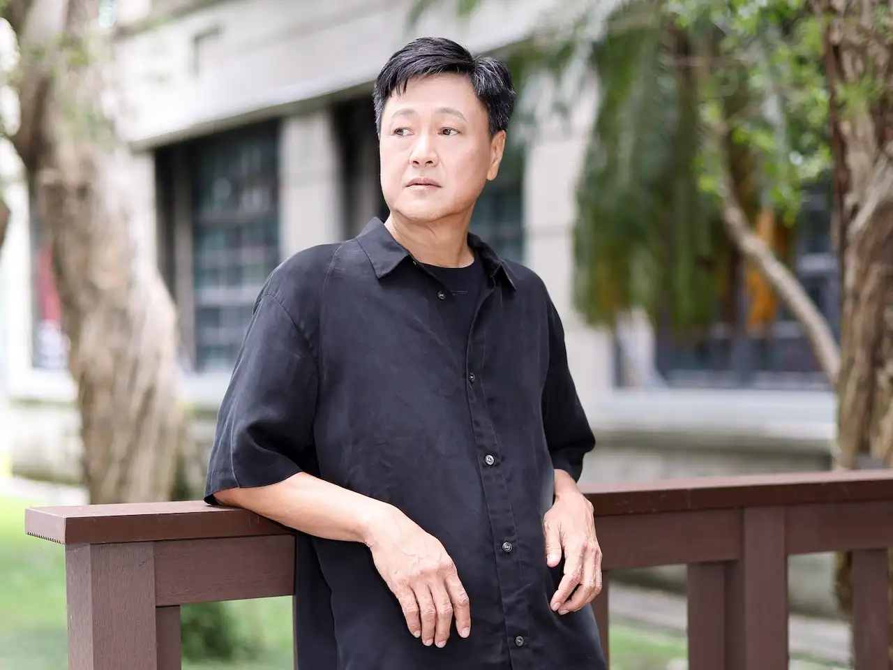 高明駿看來像中壯年。(圖/宇禾數位提供)