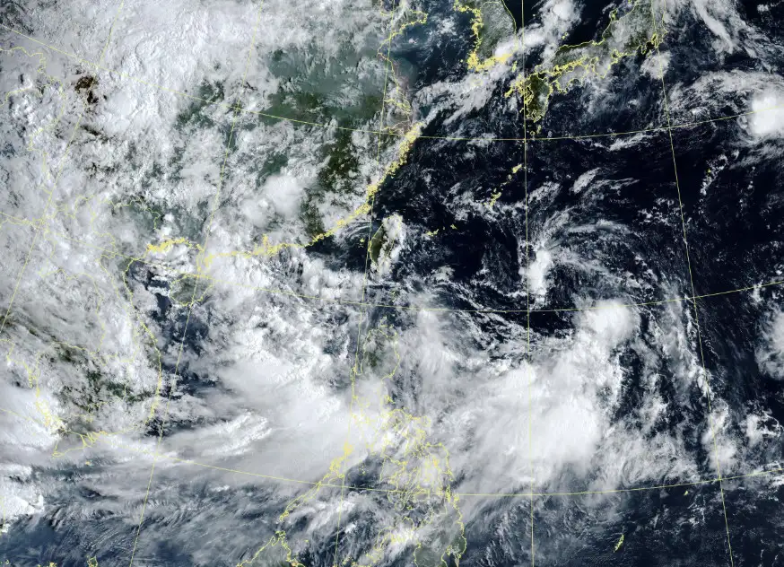 台灣處於低壓帶,各地有短暫陣雨。(圖/中央氣象署)