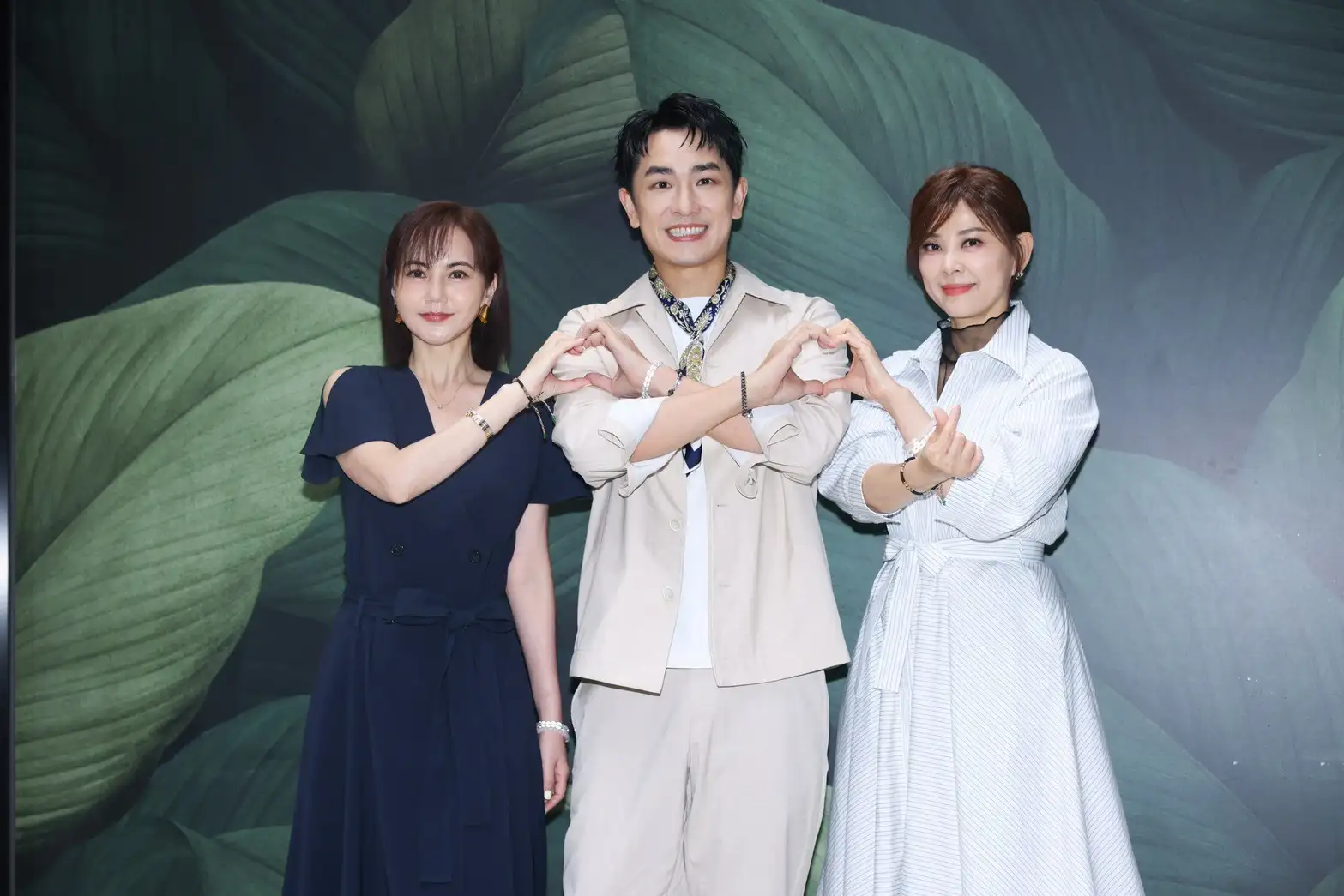 陳謙文舉辦第3年公益演唱會《情歌若響演唱會》，好友方馨、簡沛恩特地到場站台力挺。（圖／娛樂中心）