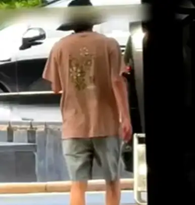 包貝爾疑似被拍到 。（圖／翻攝微博)
