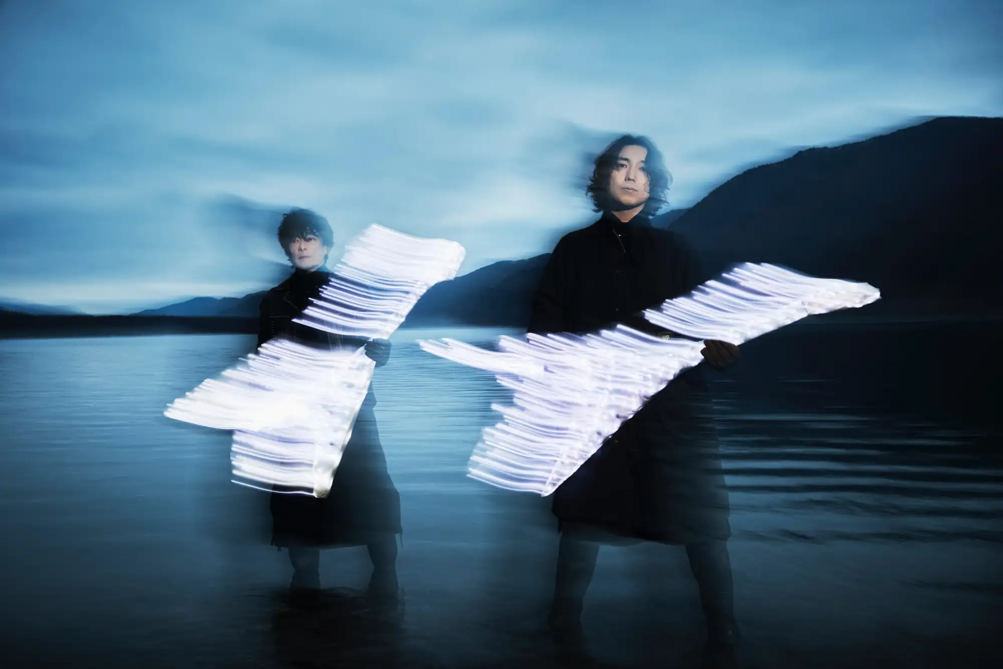 「THE SPELLBOUND × BOOM BOOM SATELLITES」將於10月來台開唱。(圖/Taipei Tape提供)
