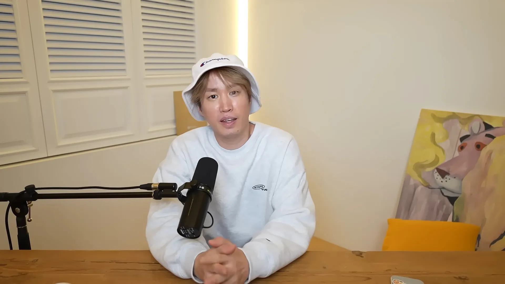 Tablo在倫敦就醫超級不順,地獄衰鬼般的經驗讓網友都直呼好慘。(圖/翻攝自Hey Tablo Youtube)