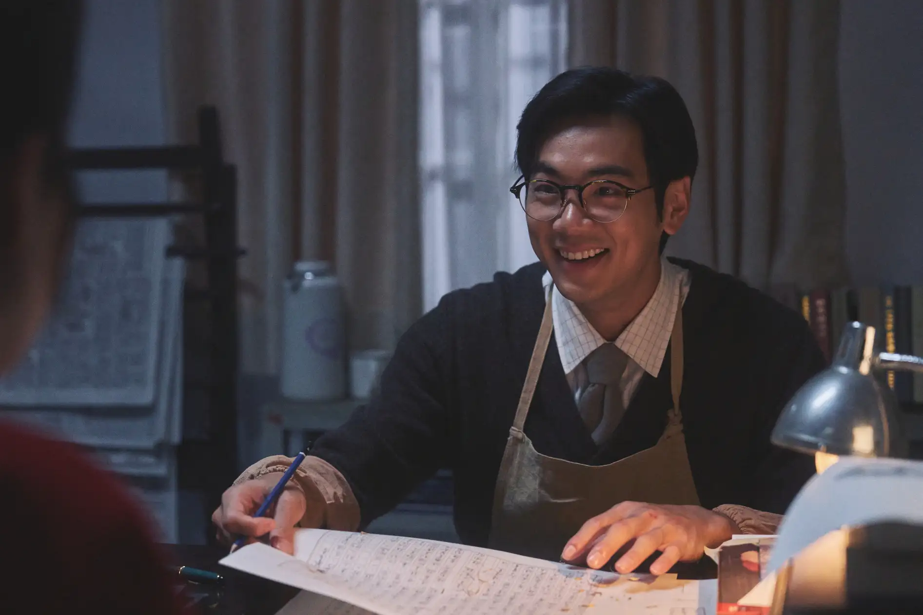 禾浩辰在《再見1987》中飾演斯文青年張中銘,為戲控制飲食瘦成皮包骨。(圖/公視台語台提供)