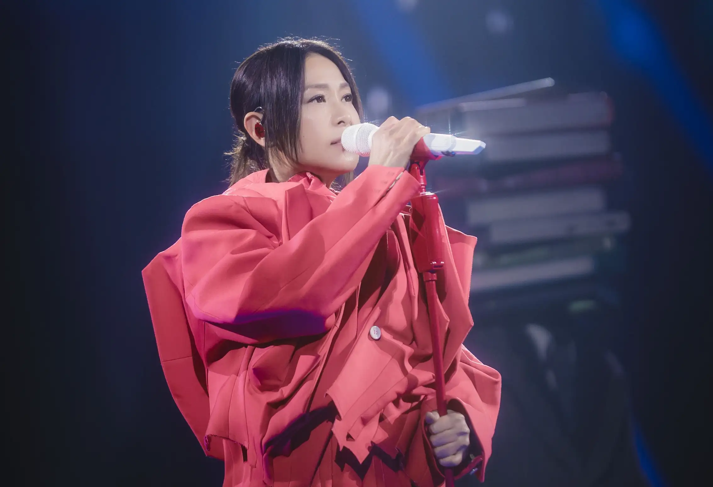 歌手劉若英今(12日)二度登上高雄巨蛋舉辦《飛行日》巡迴演唱會,吸引1.5萬名歌迷到場支持。(圖/相信音樂提供)